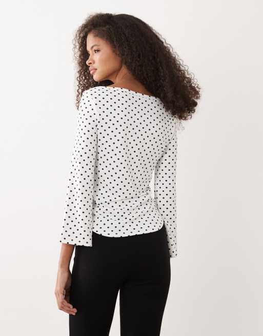 ASOS DESIGN - Top met 3/4 mouwen, boothals en stippen in zwart-wit, 4 van 4