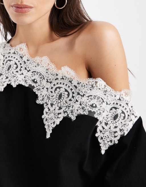 ASOS DESIGN - Top met afhangende schouder en kanten rand in zwart, 4 van 4