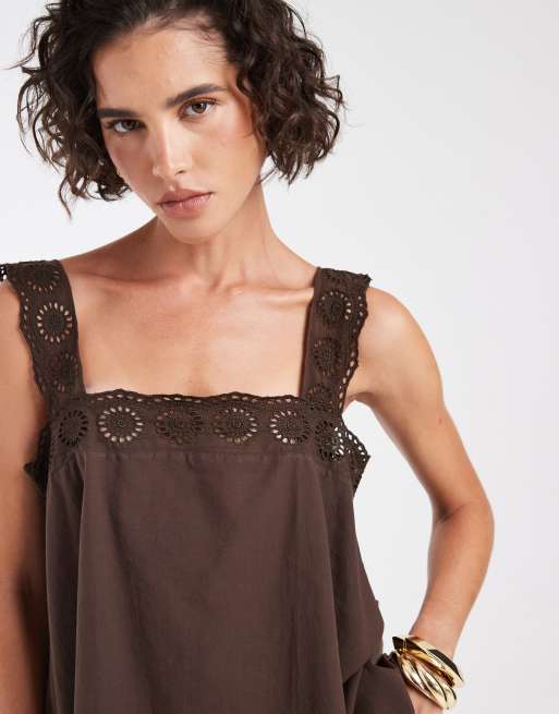 ASOS DESIGN top met babydoll-pasvorm en kanten afwerking in chocoladebruin, co-ord set, 3 van 4