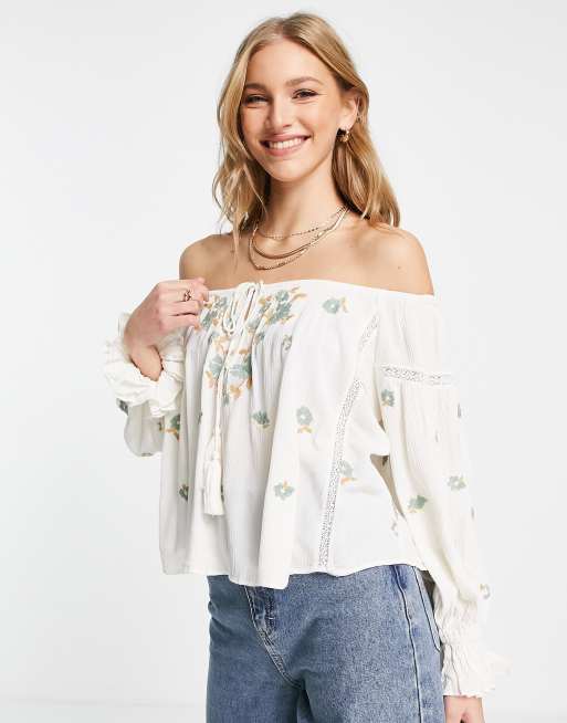 ASOS DESIGN - Top met blote schouders en borduursels in crème
