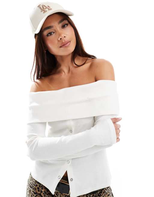 ASOS DESIGN - Top met blote schouders en knopen in crème