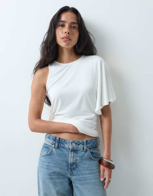 ASOS DESIGN top met één mouw en asymmetrische drapering in wit, 4 van 5