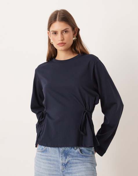 ASOS DESIGN - Top met gestrikte taille en lange mouwen in marineblauw - view 1