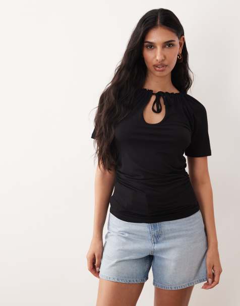 ASOS DESIGN - Top met kapmouwtjes en strikdetail in zwart - view 1