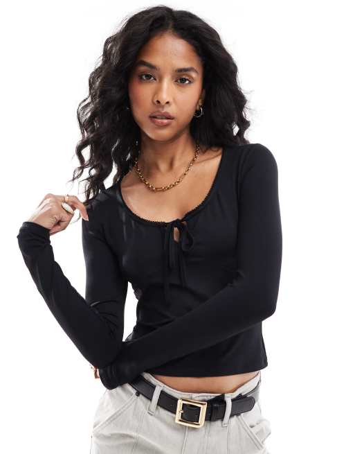 ASOS DESIGN - Top met lange mouwen, picotrandje en strikdetail in zwart