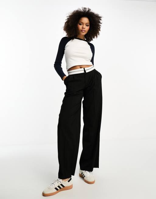 ASOS DESIGN - Top met lange raglanmouwen in marineblauw en wit, 3 van 4