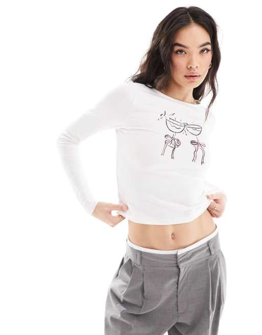 ASOS DESIGN - Top met rechte hals en print van glazen met strik in ivoorwit