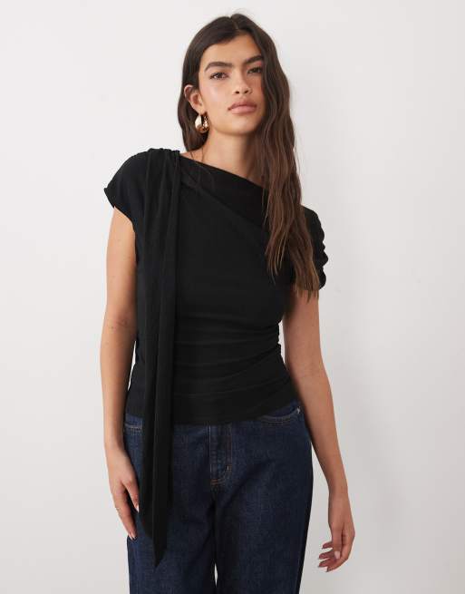 ASOS DESIGN top met structuur, sjaalhals, verlaagde schouders, zwart, 2 van 4
