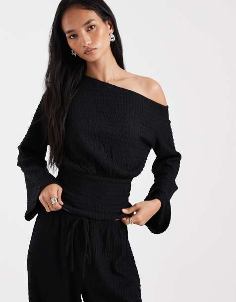 ASOS DESIGN - Top met textuur en aansluitende taille, blote schouder en lange mouwen in zwart, deel van co-ord set - view 1