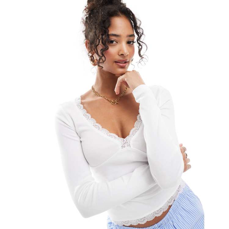 ASOS DESIGN Top met V-hals, lange mouwen en kanten detail in wit