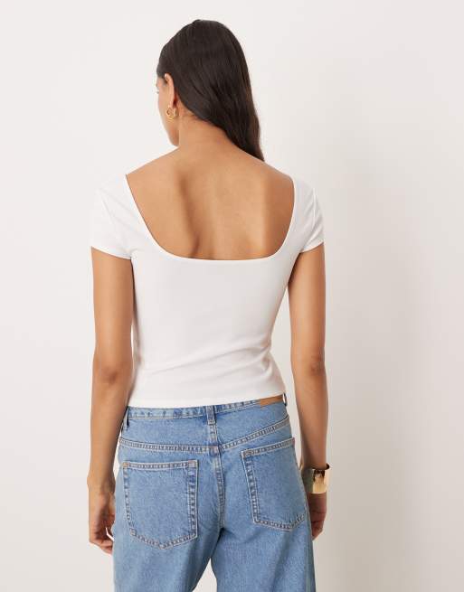 ASOS DESIGN - Top milkmaid color crema arricciato e allacciato sul busto e con maniche ad aletta, 4 di 4
