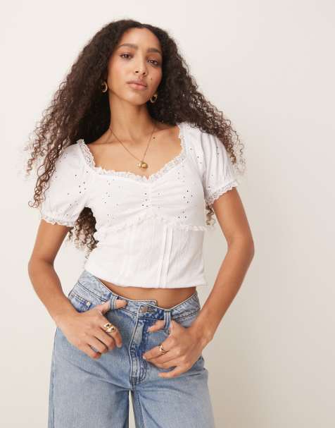 ASOS DESIGN - Top milkmaid in pizzo sangallo bianco con maniche a sbuffo e finiture in pizzo - view 1
