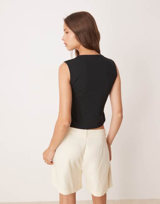 ASOS DESIGN - Top milkmaid nero con scollo profondo, bottoni e finiture in pizzo, 3 di 4