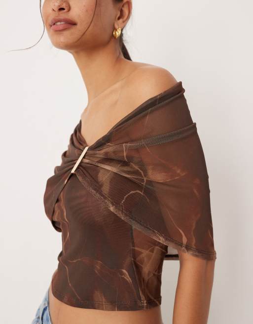 ASOS DESIGN - Top monospalla con stampa astratta a fiori e finiture in rete, 3 di 4