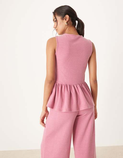 ASOS DESIGN - Top morbidissimo rosa con volant sul fondo e bottoni in coordinato, 4 di 4