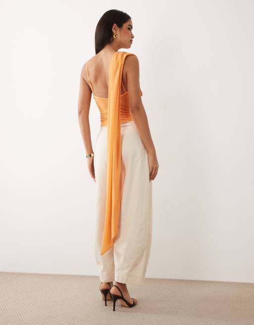 ASOS DESIGN - Top naranja elástico con detalle de fular de chifón, 3 de 4