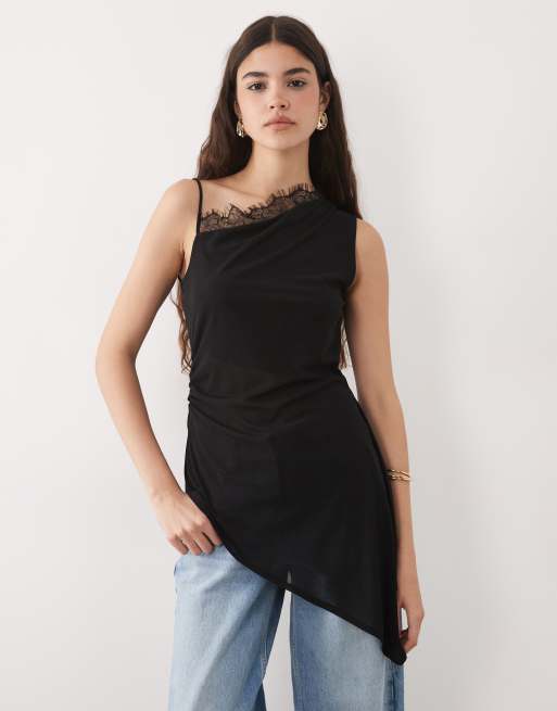 ASOS DESIGN - Top negro asimétrico de tirantes de malla con ribete de encaje, 2 de 4