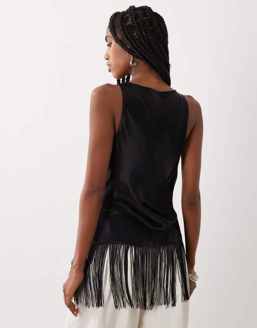 ASOS DESIGN - Top negro con cuello desbocado y flecos de satén, 3 de 4
