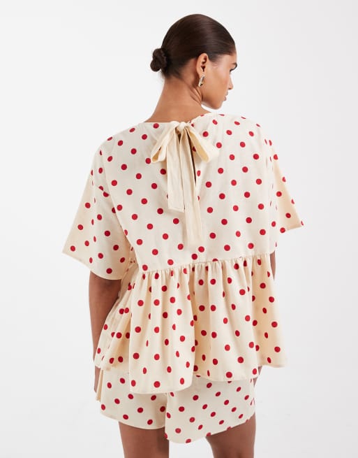 ASOS DESIGN – Top oversize w groszki z krótkimi rękawami i baskinką, 4 z 4