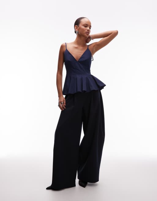ASOS DESIGN - Top peplo strutturato blu navy stretto in vita, 2 di 4