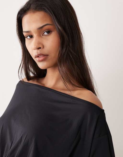 ASOS DESIGN - Top près du corps à épaules dénudées et manches longues avec taille cintrée - Noir, 4 de 4