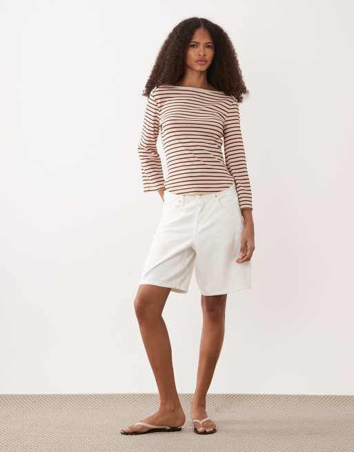 ASOS DESIGN - Top rayé à encolure bateau et manches évasées avec passepoils - Chocolat et rose clair, 2 de 4