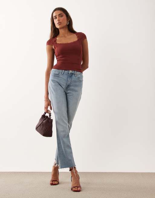 ASOS DESIGN - Top rojo óxido ceñido con mangas de casquillo y ribete de encaje, 2 de 4