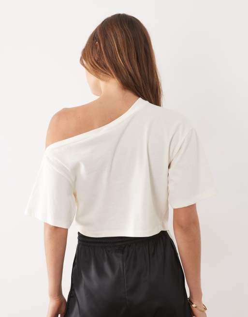 ASOS DESIGN - Top rosa con spalle scoperte e laccetto, 4 di 4
