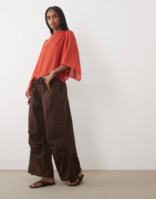 ASOS DESIGN - Top rosso stile mantella, 2 di 4
