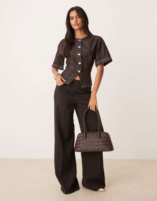 ASOS DESIGN - Top sans col en jean à manches courtes et taille cintrée - Marron foncé, 2 de 4