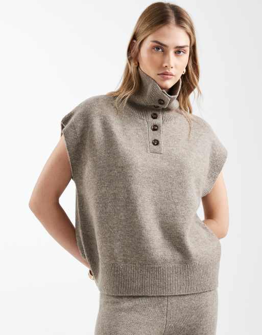 ASOS DESIGN - Top senza maniche con collo a imbuto color moka in coordinato