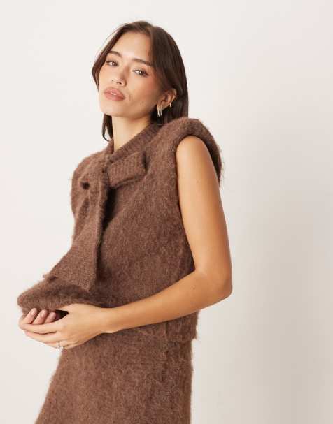 ASOS DESIGN - Top senza maniche con fiocco sul davanti color cioccolato in coordinato - view 1