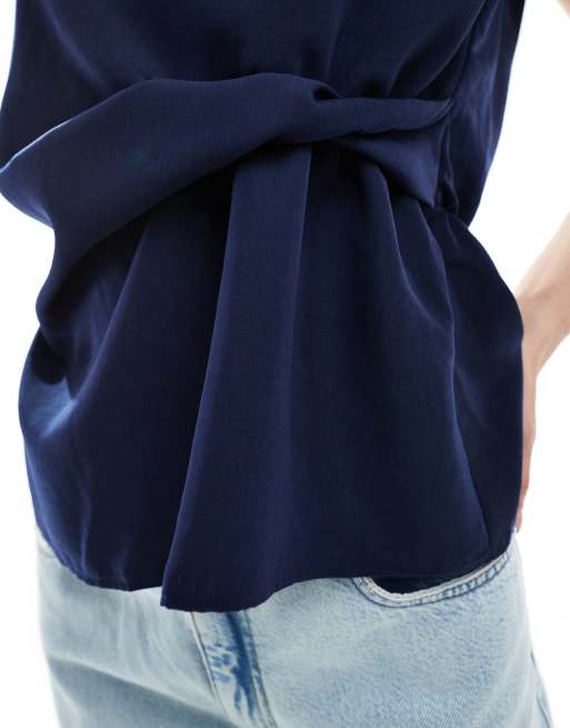 ASOS DESIGN - Top senza maniche con scollo ad anello e dettaglio attorcigliato, 4 di 4