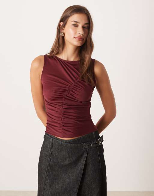 ASOS DESIGN - Top senza maniche in jersey con dettaglio arricciato bordeaux