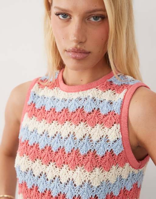 ASOS DESIGN - Top senza maniche in maglia all'uncinetto blu a righe in coordinato, 1 di 4