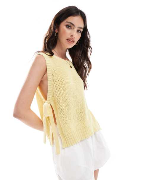 ASOS DESIGN - Top senza maniche in maglia color limone con spacco laterale - view 1