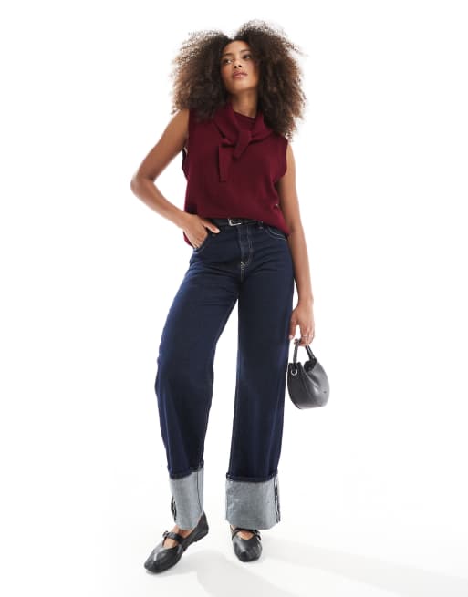 ASOS DESIGN - Top senza maniche in maglia rosso ciliegia con sciarpa attaccata, 4 di 4