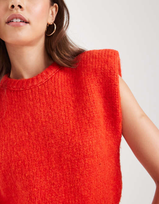 ASOS DESIGN - Top senza maniche in maglia rosso con spalle imbottite, 3 di 4