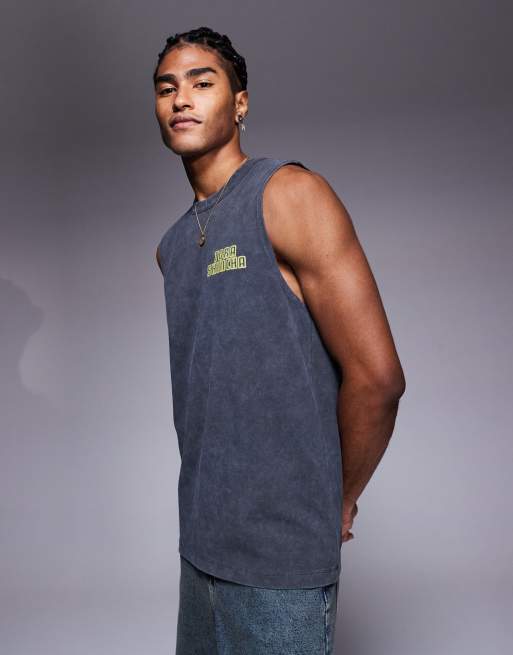 ASOS DESIGN - Top senza maniche in tessuto pesante nero slavato con scritta , 2 di 4