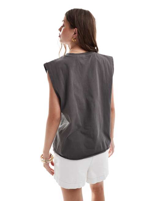 ASOS DESIGN - Top senza maniche oversize grigio antracite slavato con giromanica ampio, 4 di 4