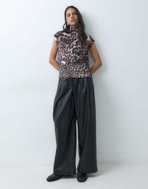 ASOS DESIGN - Top sin mangas con estampado de leopardo y cuello alto (parte de un conjunto) - view 1