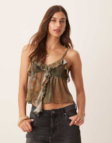 ASOS DESIGN - Top stile babydoll marrone testurizzato con spalline sottili e volant - view 1