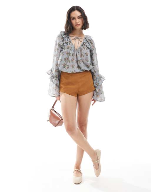 ASOS DESIGN - Top style babydoll à imprimé fleuri, manches évasées et col noué, 4 de 4