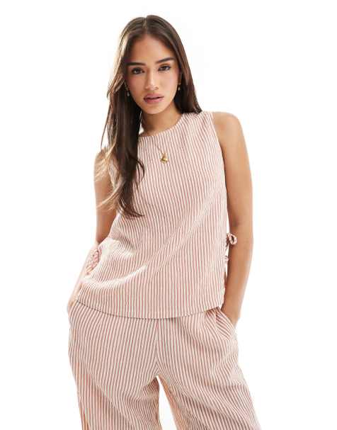 ASOS DESIGN - Top testurizzato a strati rosa a righe con allacciatura laterale in coordinato - view 1