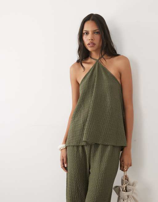 ASOS DESIGN - Top testurizzato allacciato al collo kaki in coordinato, 2 di 4