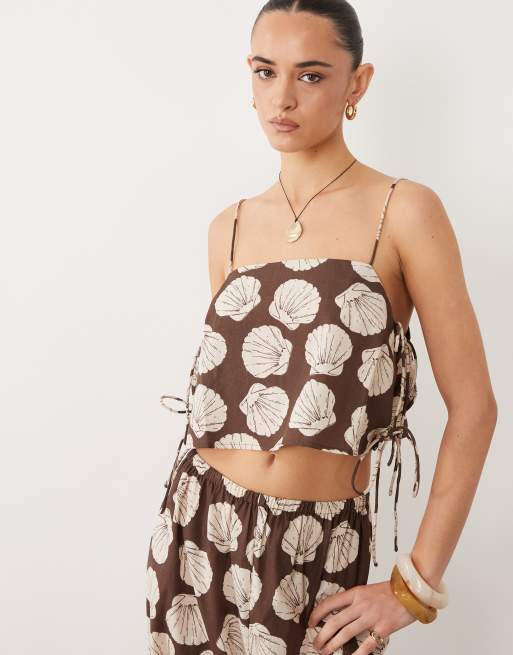 ASOS DESIGN top til stranden med firkantet hals og skalmønster, 2 af 4