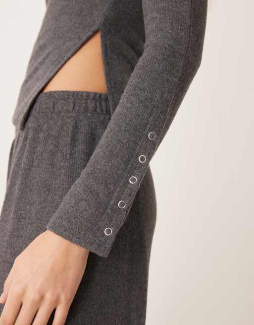 ASOS DESIGN - Top ultra-doux avec encolure bateau et manches à boutons-pression - Gris chiné, 2 de 4