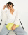 Thumbnail 1 van 4