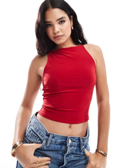 ASOS DESIGN - Top van gladde stof in jaren 90 stijl met boothals en bandjes in rood