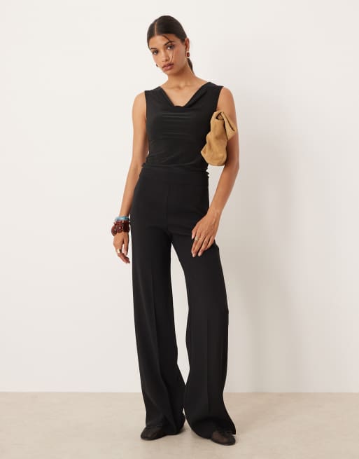 ASOS DESIGN - Top van gladde stof met gedrapeerde halslijn in zwart, 3 van 4